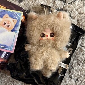 Baby Three - Walonglong dragon! (Bag charm). Her name is: “Pebble”. 🤎❤️